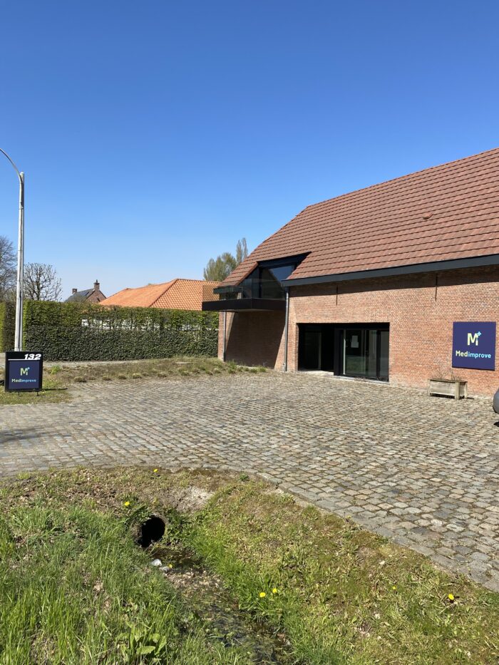The outside of the MEDIMPROVE clinic in Kontich, Belgium